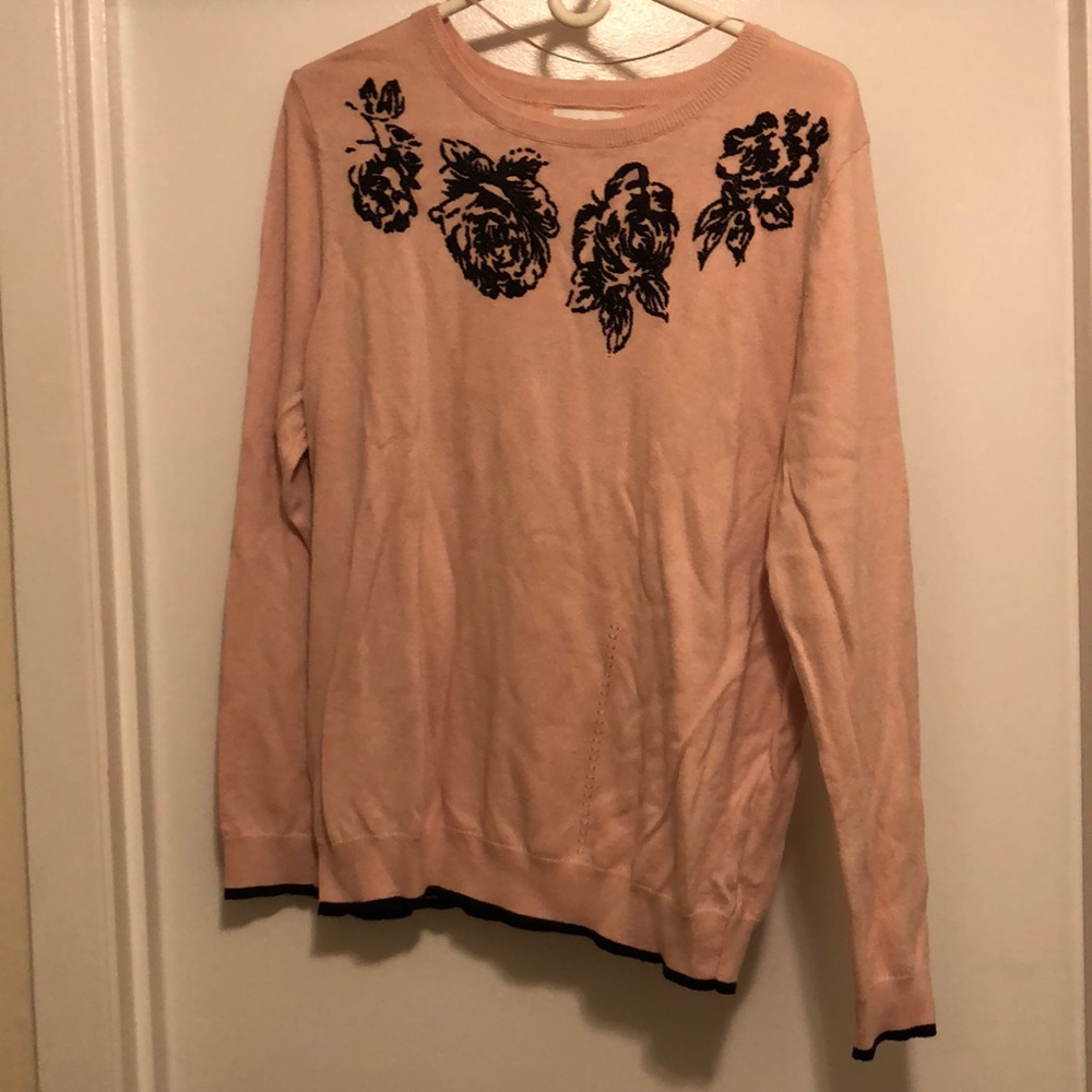 Baby pink light sweater with flower beading